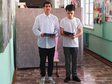 Есть в марте день особый.