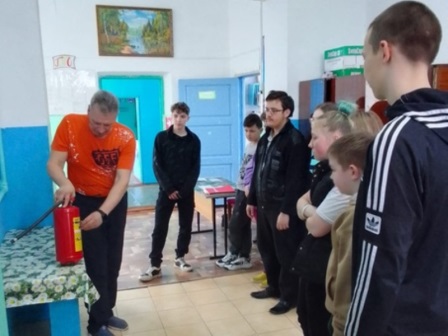 День гражданской обороны.